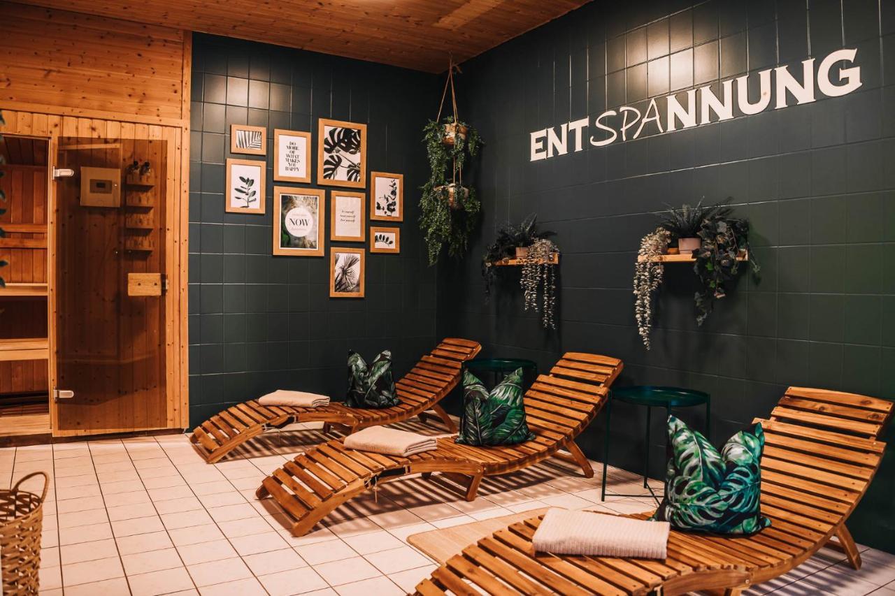 XXL Ferienhaus Goldberger See - Sauna - 16 Personen Exterior foto
