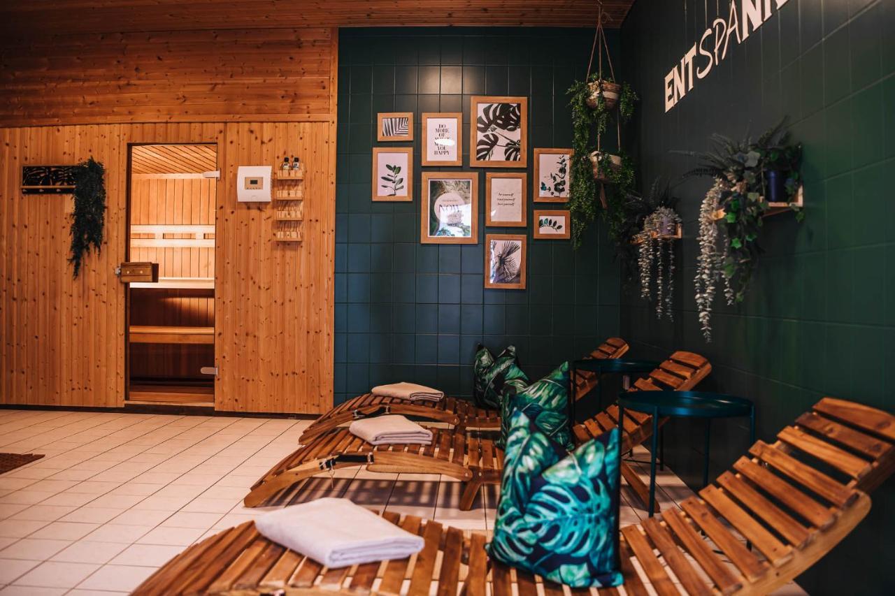 XXL Ferienhaus Goldberger See - Sauna - 16 Personen Exterior foto