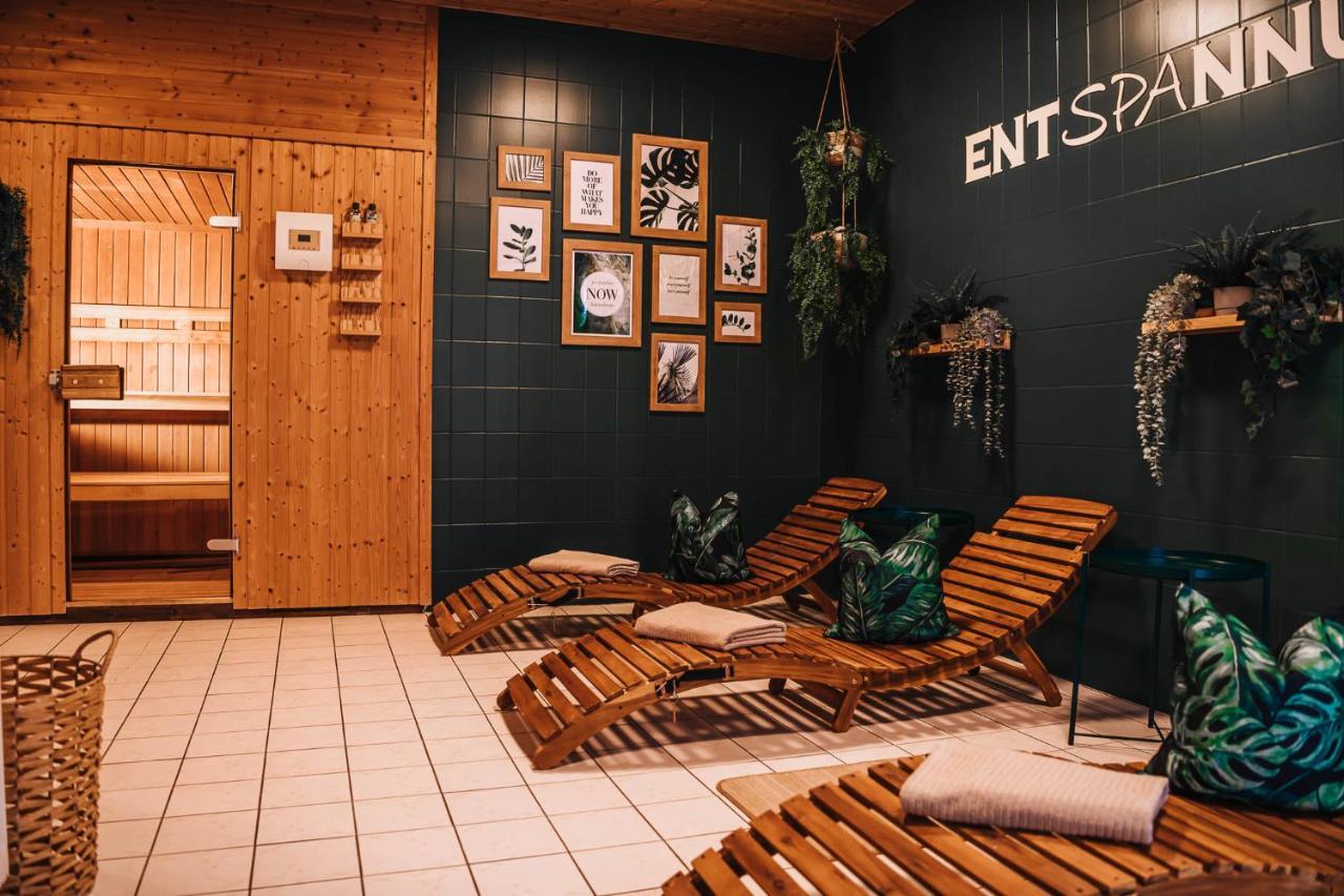 XXL Ferienhaus Goldberger See - Sauna - 16 Personen Exterior foto