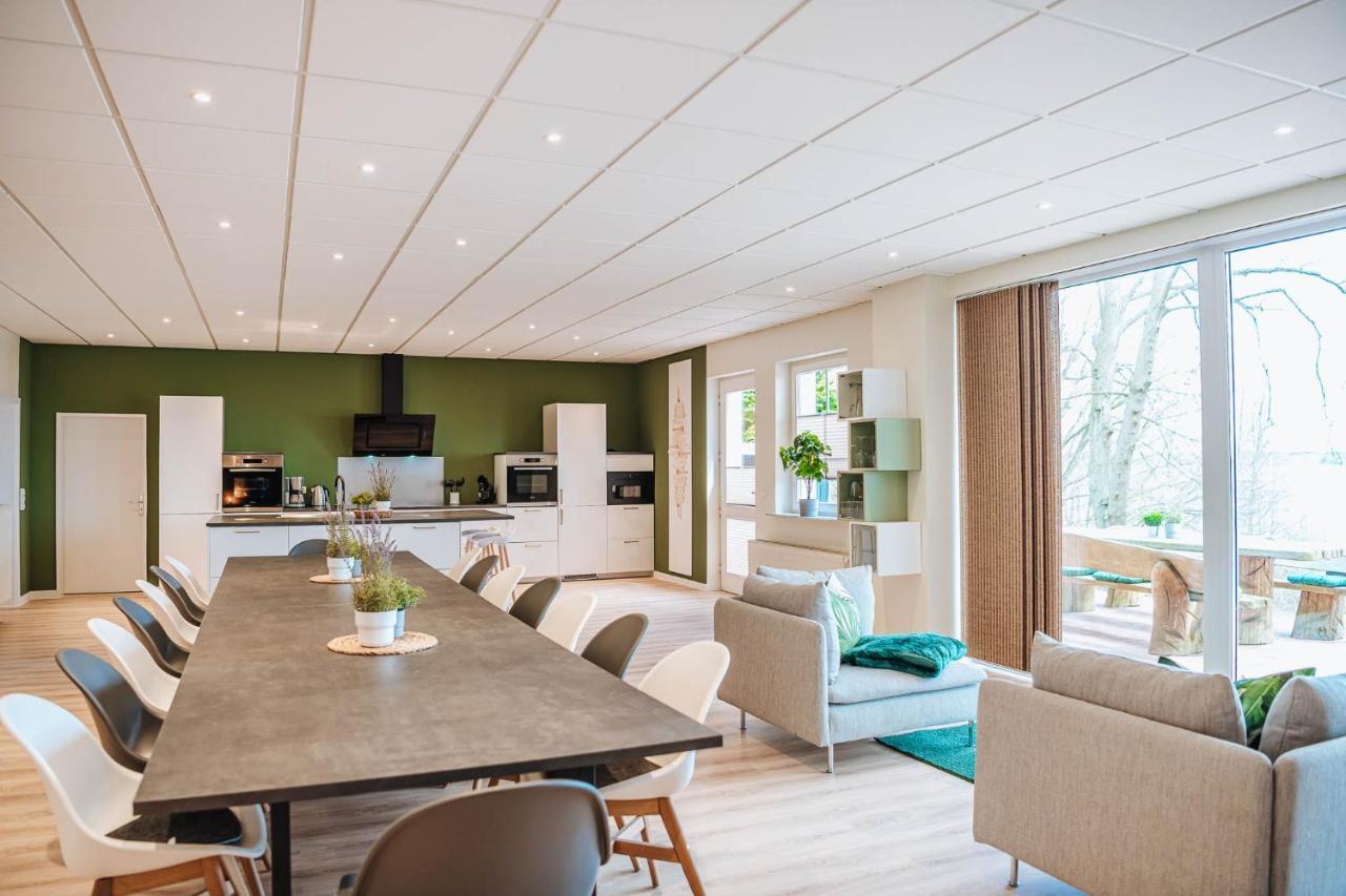 XXL Ferienhaus Goldberger See - Sauna - 16 Personen Exterior foto