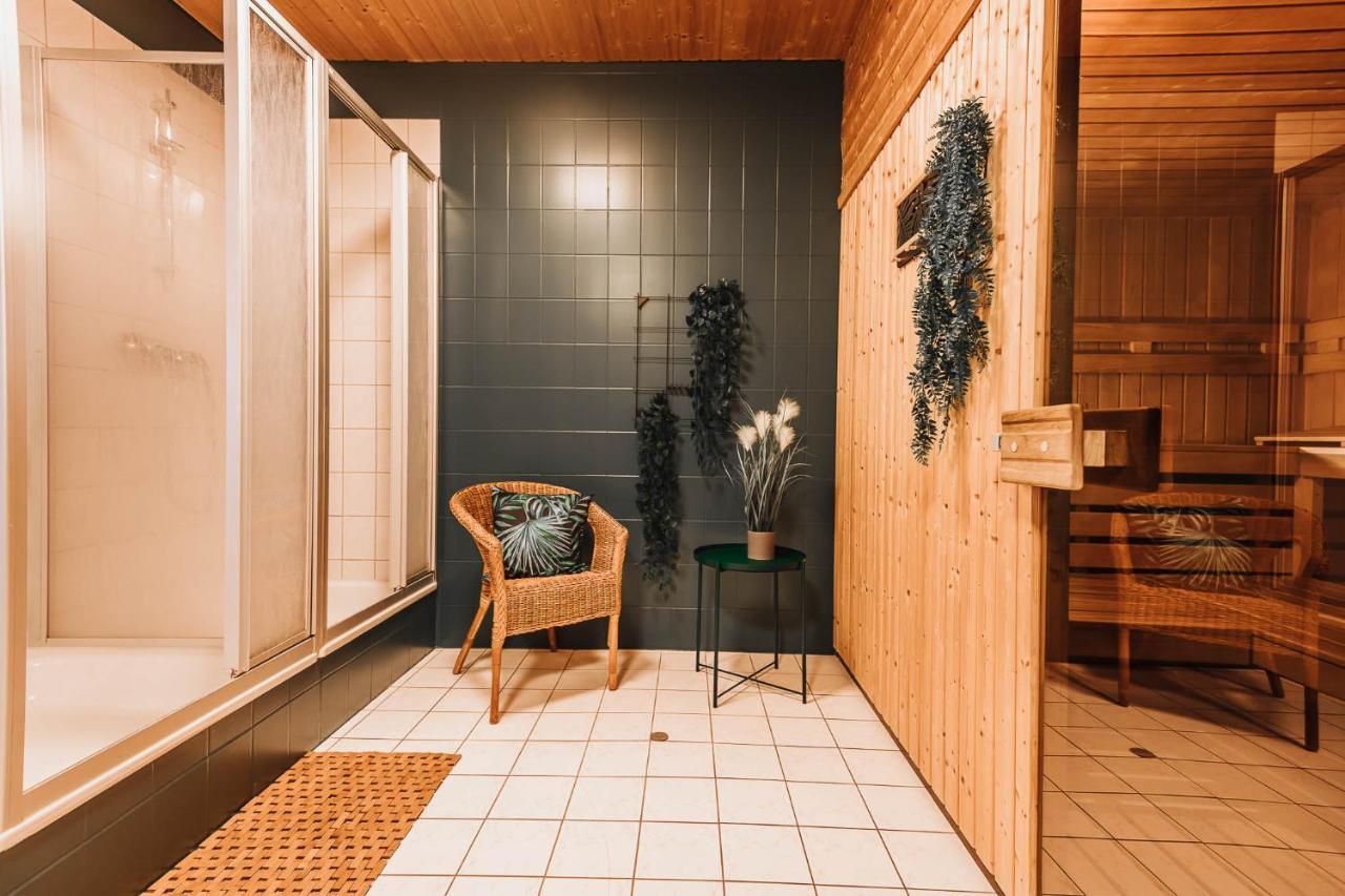 XXL Ferienhaus Goldberger See - Sauna - 16 Personen Exterior foto