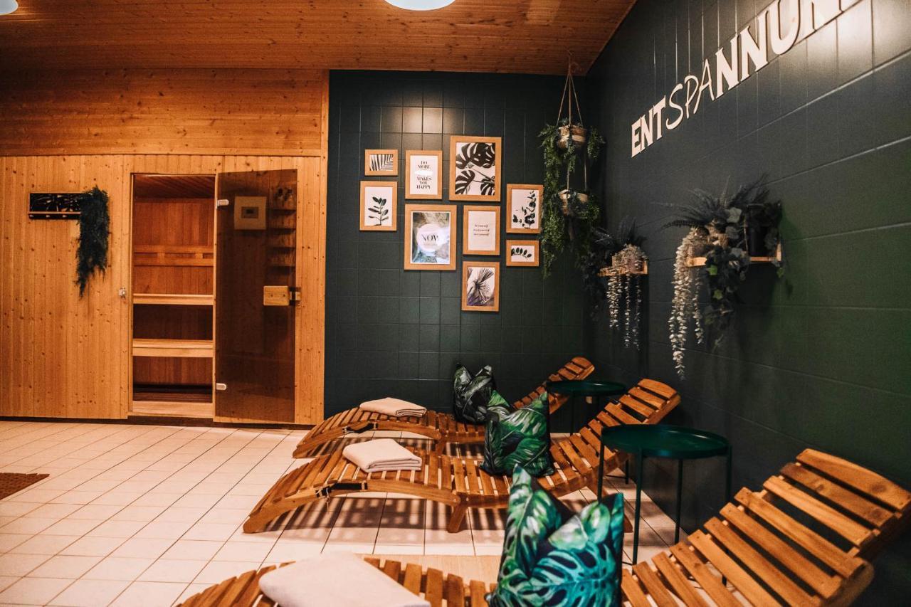 XXL Ferienhaus Goldberger See - Sauna - 16 Personen Exterior foto