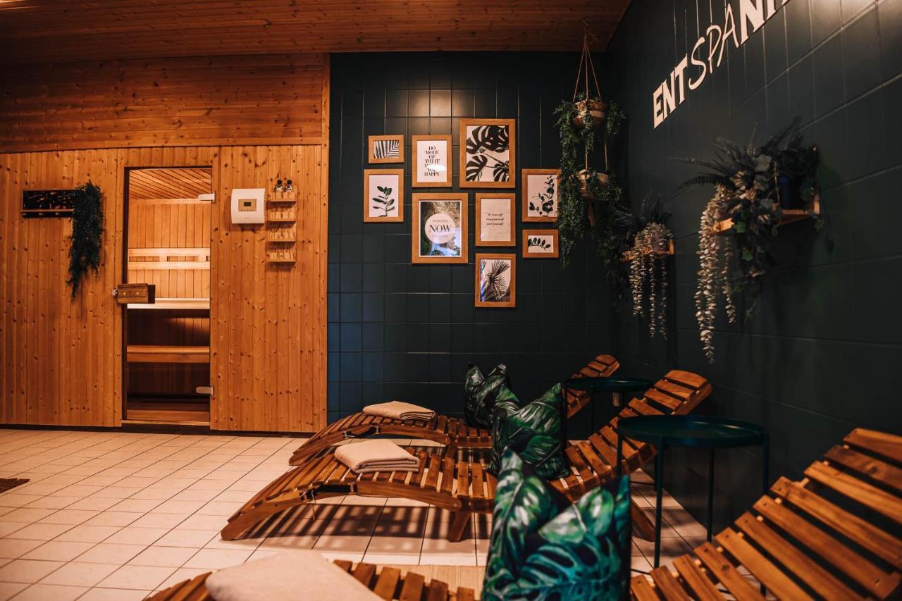 XXL Ferienhaus Goldberger See - Sauna - 16 Personen Exterior foto