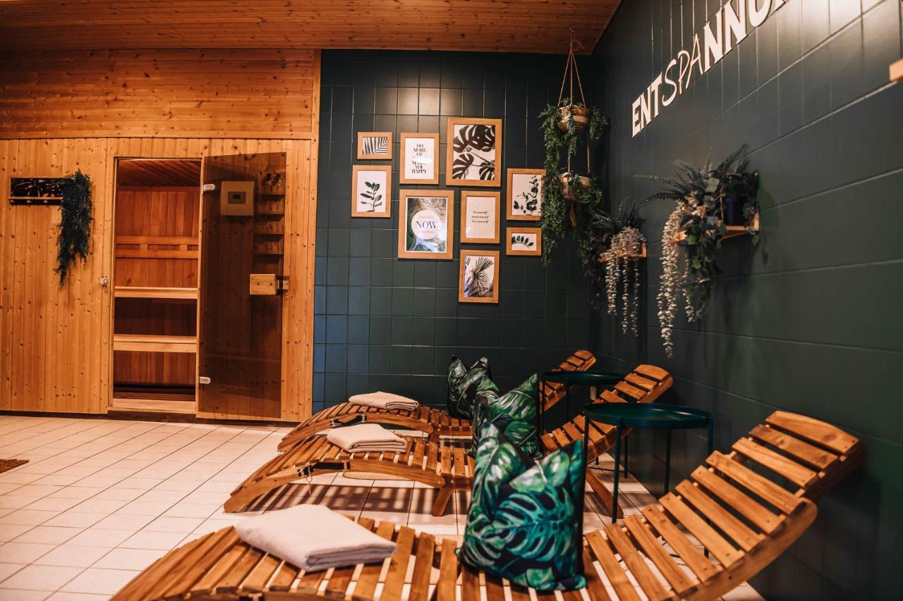XXL Ferienhaus Goldberger See - Sauna - 16 Personen Exterior foto